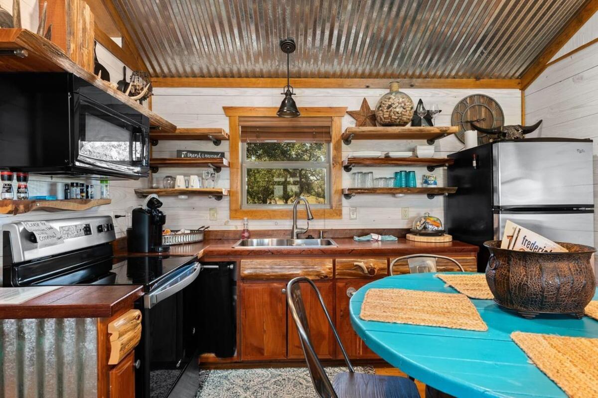 Rockin' R - Rustic Star Cabin Fredericksburg Dış mekan fotoğraf