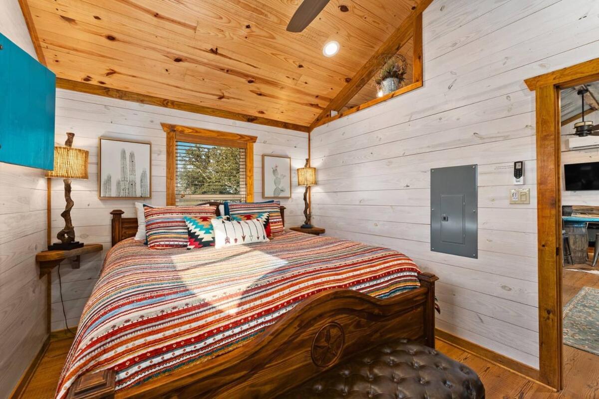Rockin' R - Rustic Star Cabin Fredericksburg Dış mekan fotoğraf