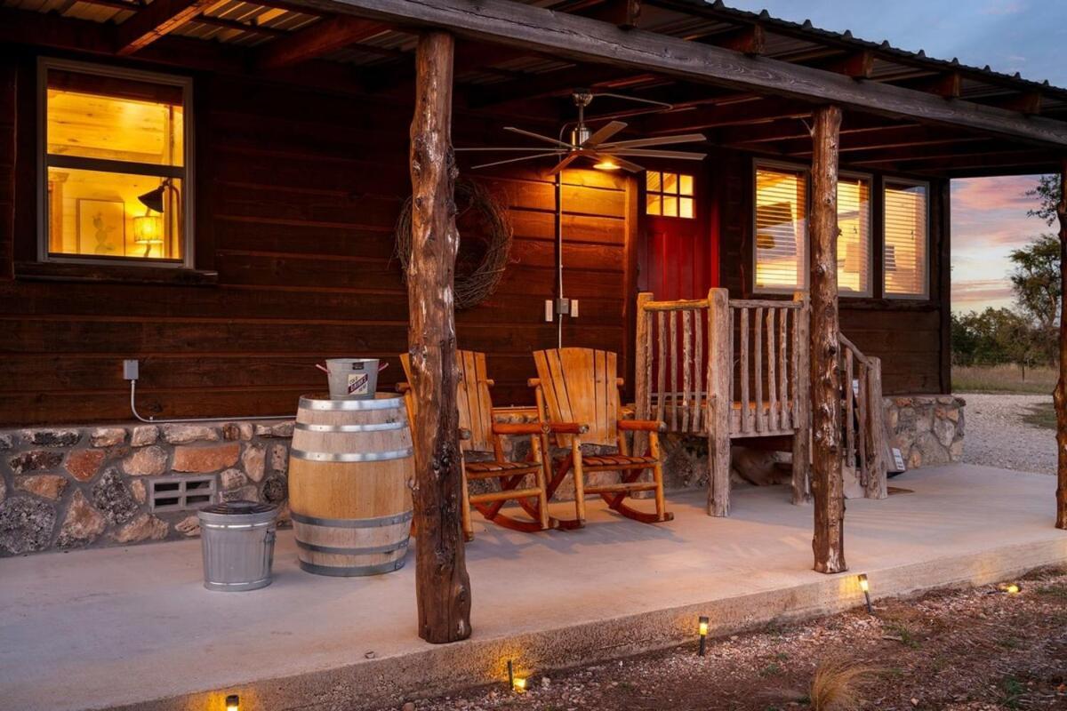 Rockin' R - Rustic Star Cabin Fredericksburg Dış mekan fotoğraf