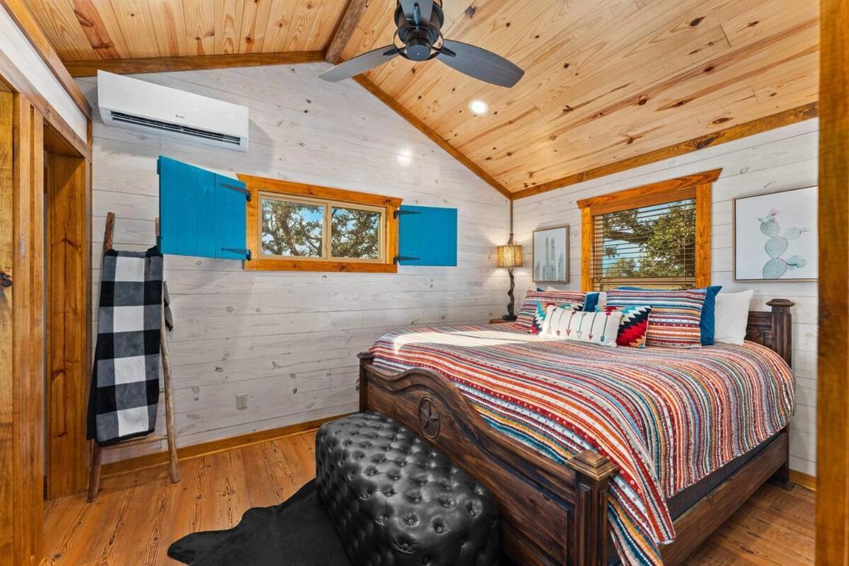 Rockin' R - Rustic Star Cabin Fredericksburg Dış mekan fotoğraf
